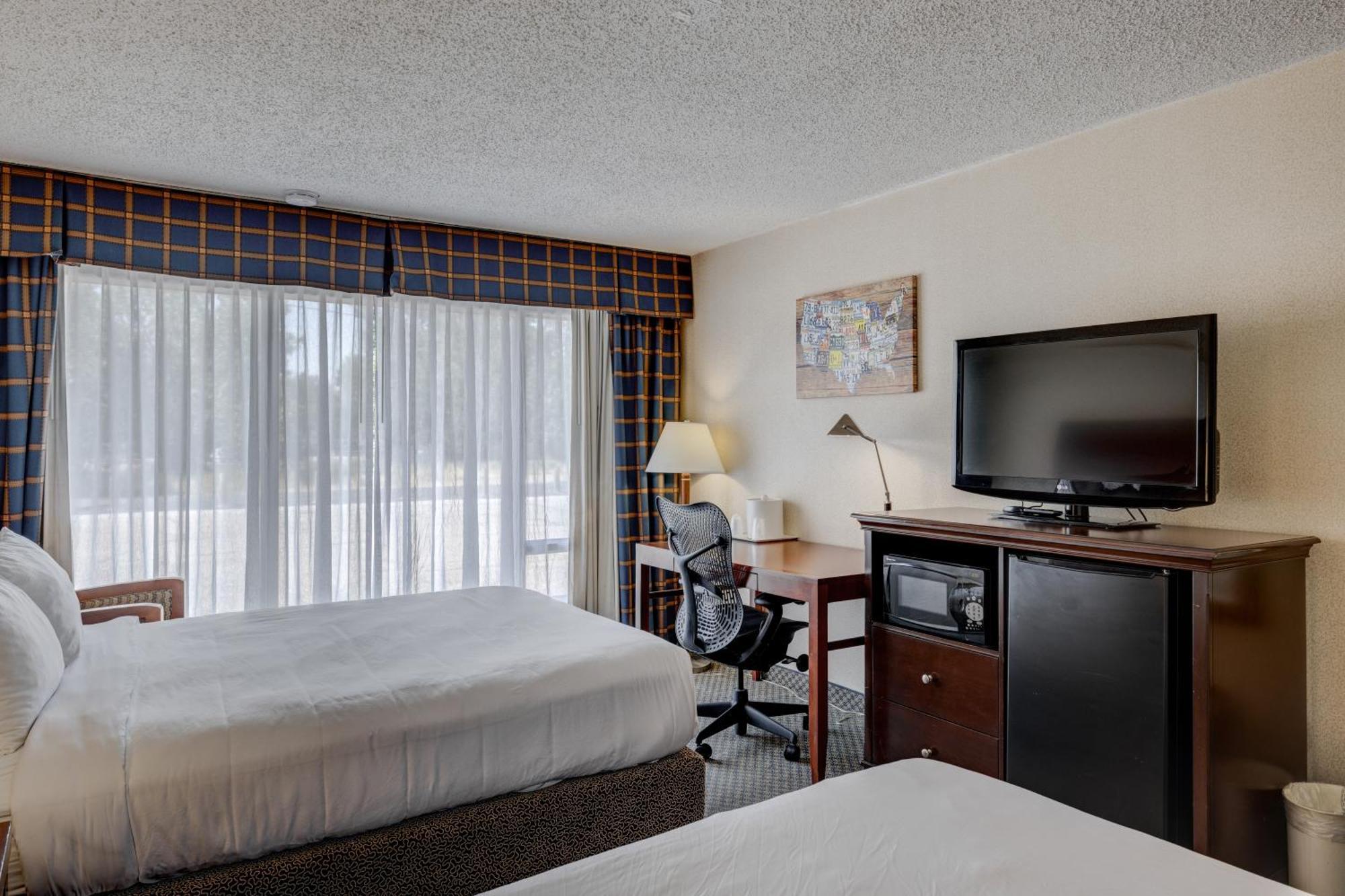 Riverside 3*